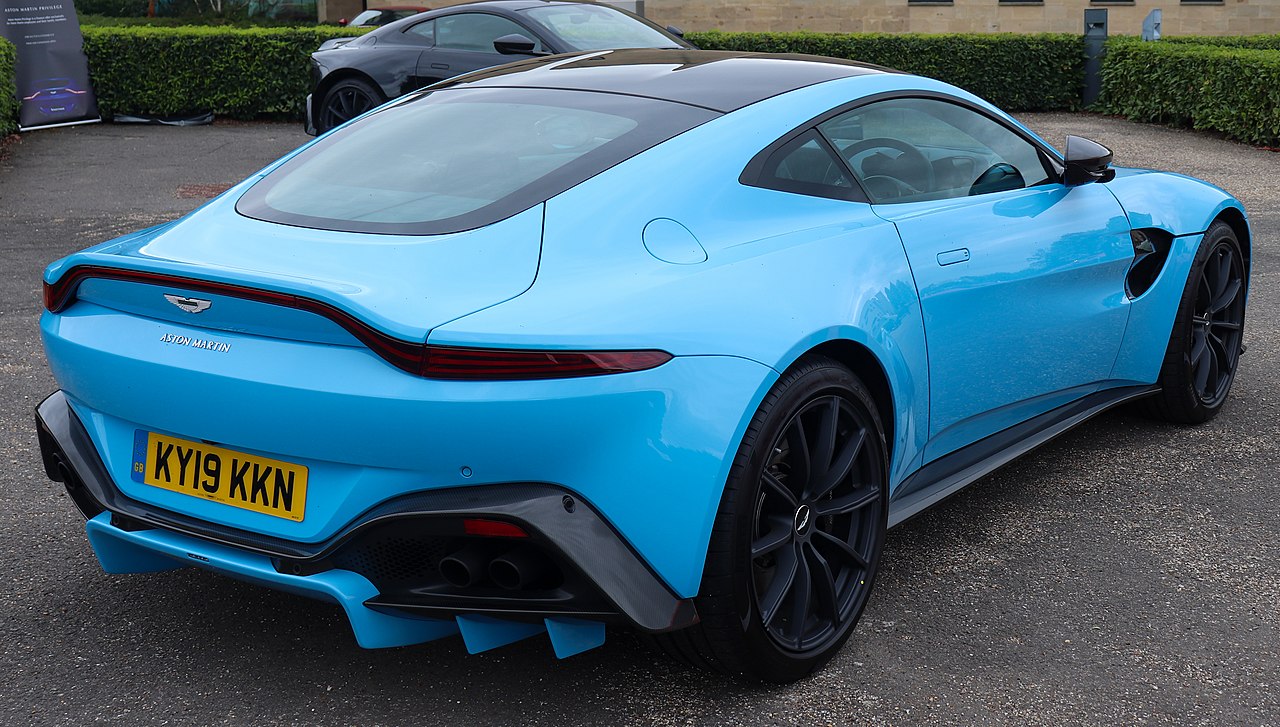 Aston Martin Vantage